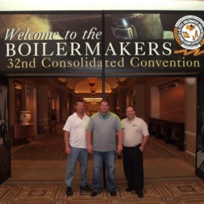 Mike, Joe & Rich at the entrance to the Convention